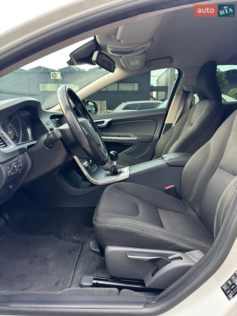 2015 Volvo V60 - мініатюра 33