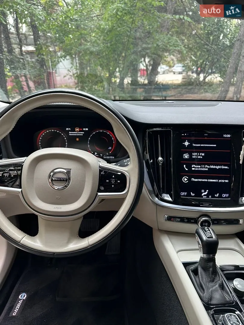 2018 Volvo V60 - мініатюра 10