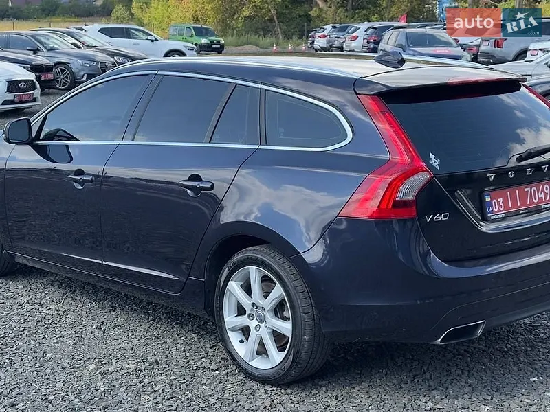 Volvo V60 2015