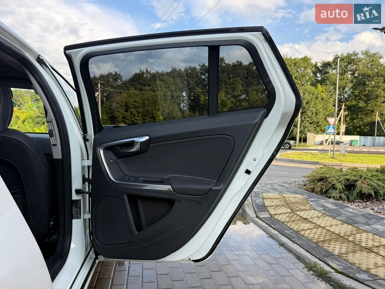 2012 Volvo V60 - мініатюра 31