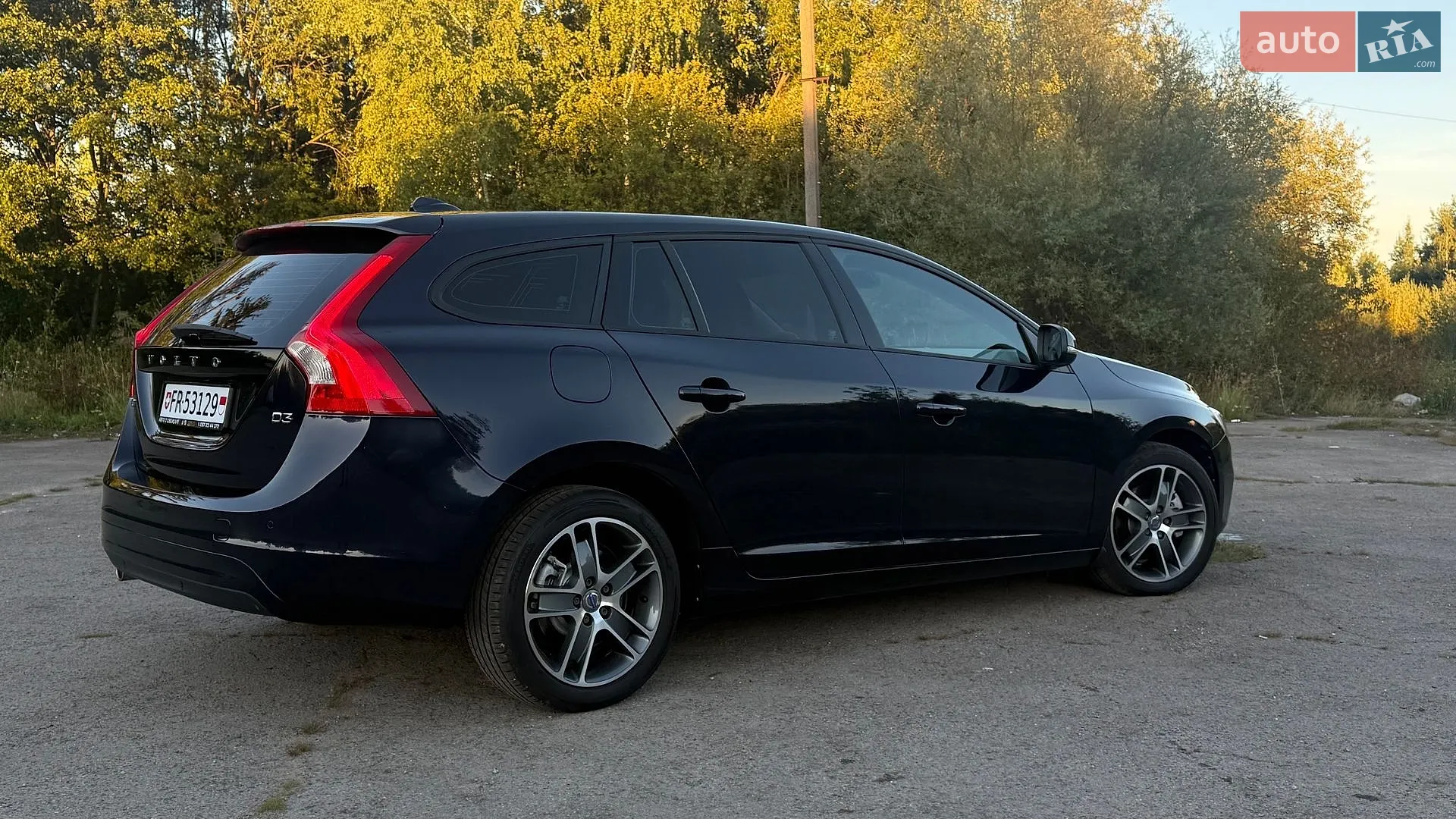 2016 Volvo V60 - мініатюра 10