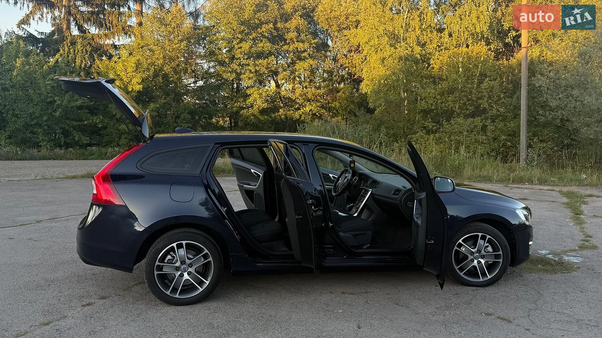 2016 Volvo V60 - мініатюра 30