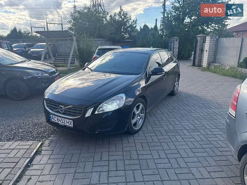 Volvo V60 2011