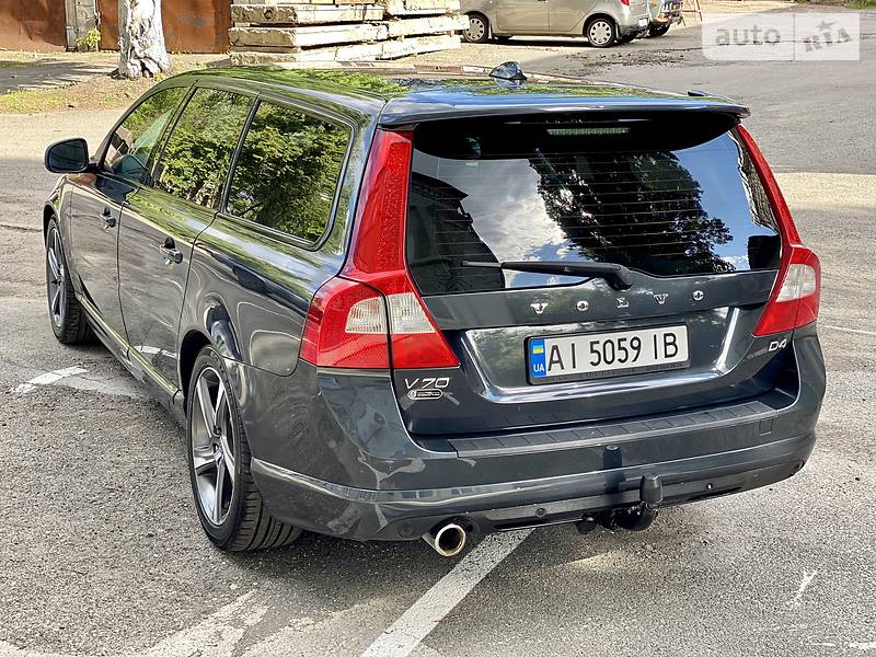 Универсал Volvo V70 2013 в Киеве