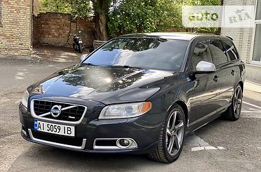 Универсал Volvo V70 2013 в 