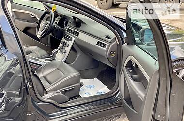 Универсал Volvo V70 2013 в 