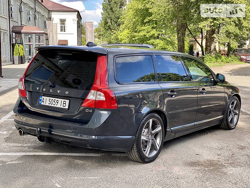 Универсал Volvo V70 2013 в Киеве