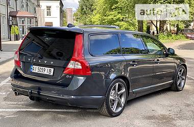 Универсал Volvo V70 2013 в 