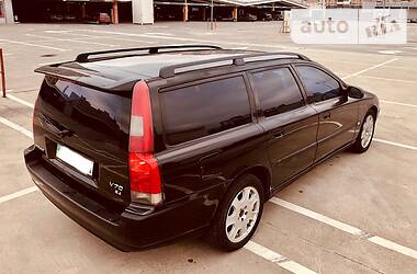 Универсал Volvo V70 2001 в Киеве