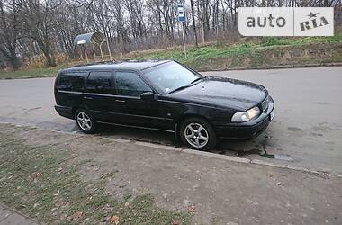 Универсал Volvo V70 2000 в Владимир-Волынском