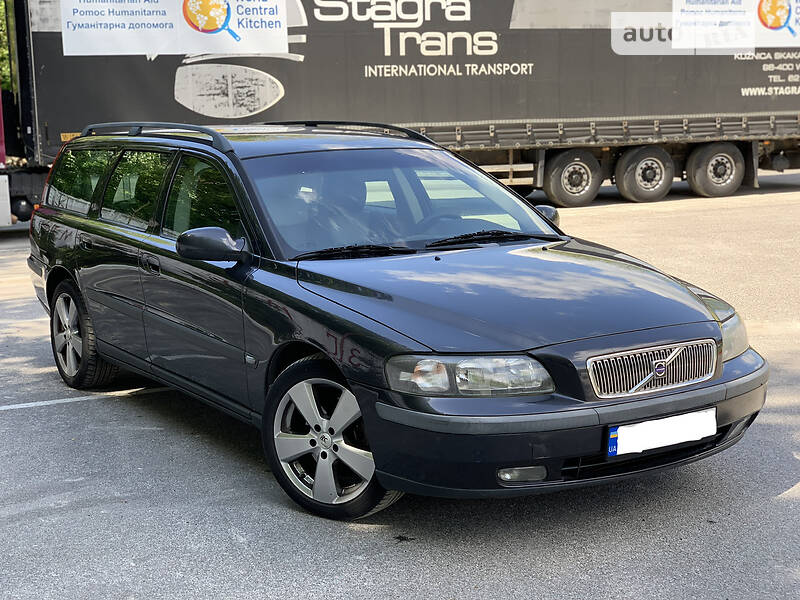 Універсал Volvo V70 2000 в Львові