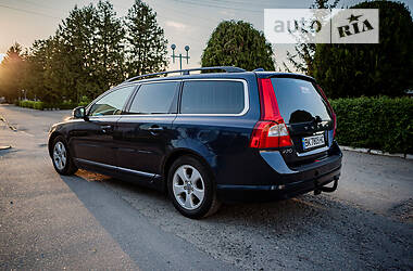 Универсал Volvo V70 2008 в Полонном