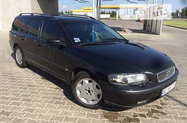 Універсал Volvo V70 2004 в Луцьку