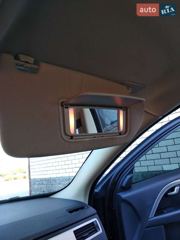 Универсал Volvo V70 2009 в Луцке