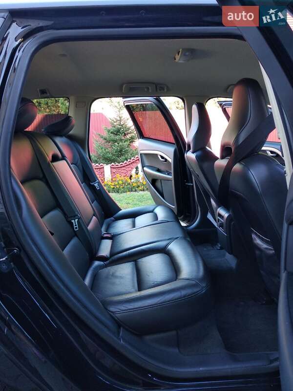 Универсал Volvo V70 2009 в Луцке