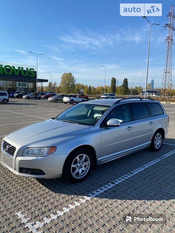 Универсал Volvo V70 2007 в Вышгороде