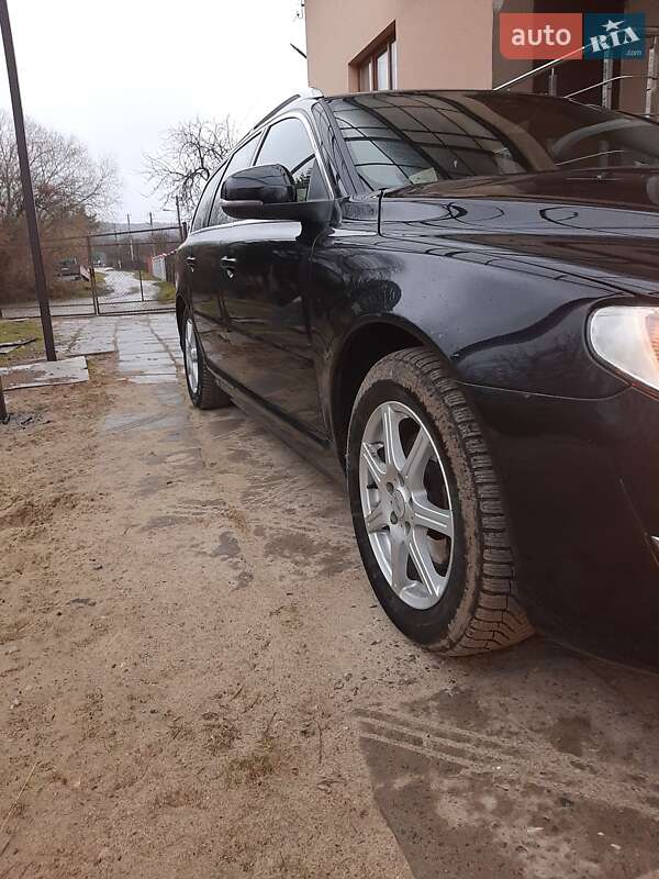 Універсал Volvo V70 2016 в Львові