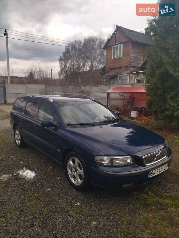 Універсал Volvo V70 2002 в Дубні