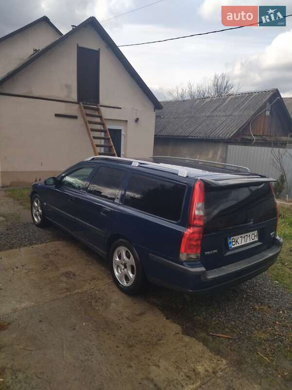 Універсал Volvo V70 2002 в Дубні