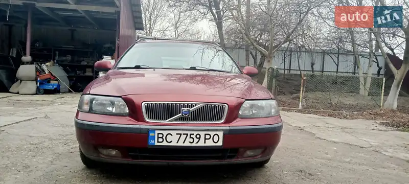 Volvo V70