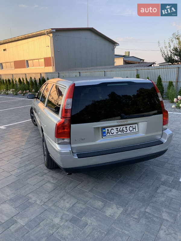 Универсал Volvo V70 2004 в Луцке