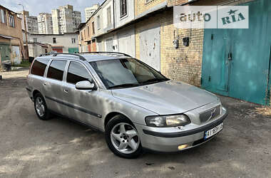 Універсал Volvo V70 2000 в Києві