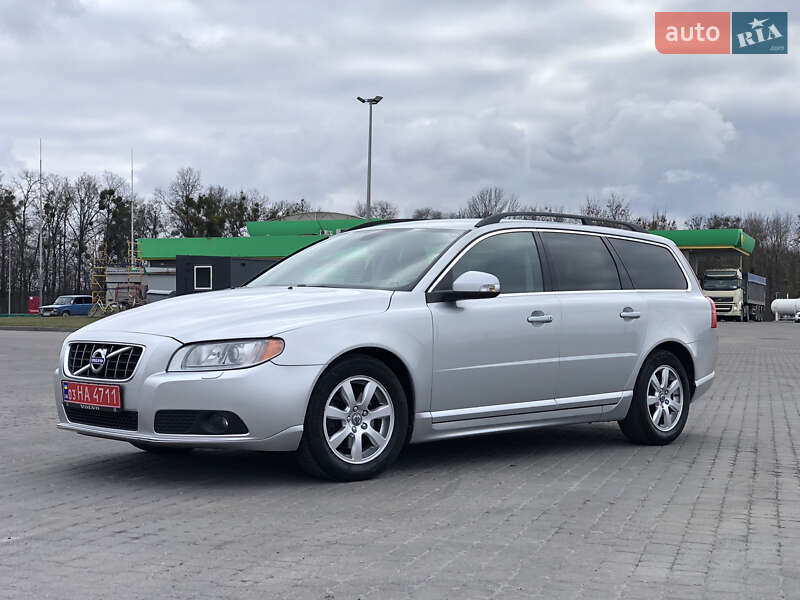 Універсал Volvo V70 2010 в Радивиліві