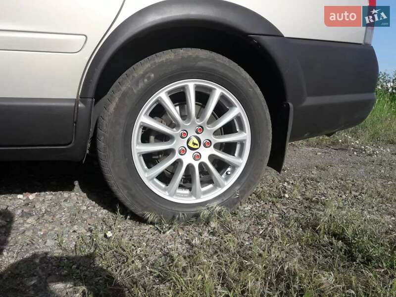 Универсал Volvo V70 2000 в Харькове