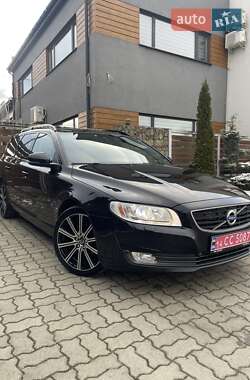 Volvo V70 2015
