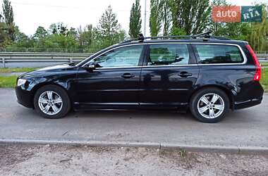 Универсал Volvo V70 2010 в 