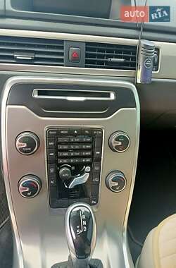 Универсал Volvo V70 2013 в 