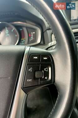 Универсал Volvo V70 2013 в 