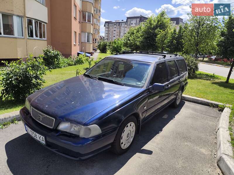Универсал Volvo V70 1997 в Буче