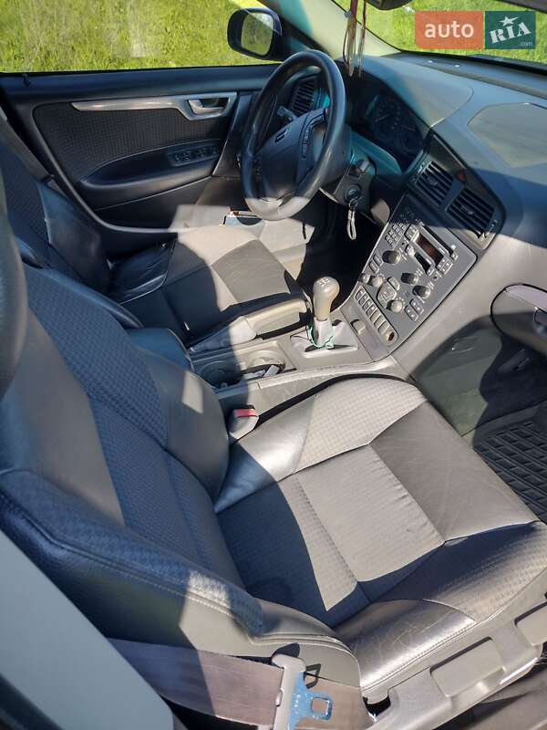 Универсал Volvo V70 2001 в Ужгороде