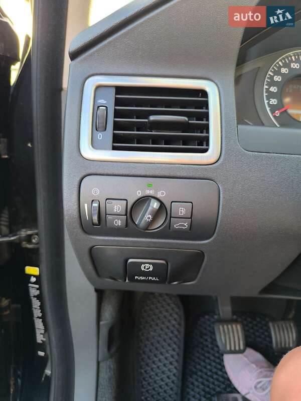 Универсал Volvo V70 2009 в Луцке фото 14 Универсал Volvo V70 2009 в Луцке