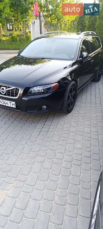 Універсал Volvo V70 2011 в Львові фото 15 Універсал Volvo V70 2011 в Львові