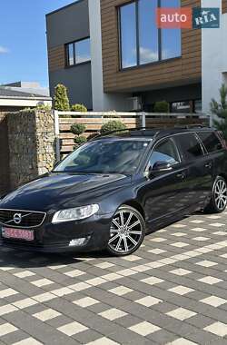 Универсал Volvo V70 2015 в 