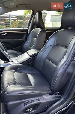 Универсал Volvo V70 2015 в 
