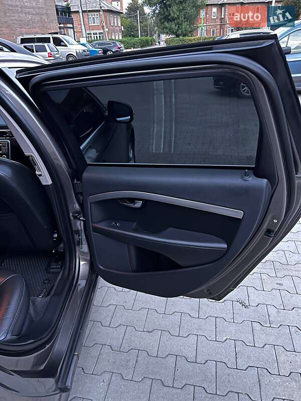 Универсал Volvo V70 2010 в Казатине
