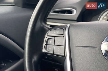 Универсал Volvo V70 2013 в 