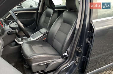 Универсал Volvo V70 2013 в 