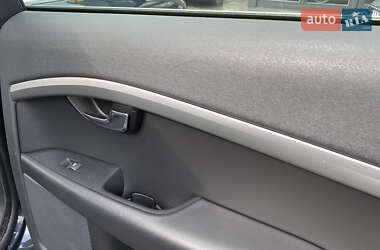 Универсал Volvo V70 2013 в 