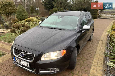 Универсал Volvo V70 2012 в 
