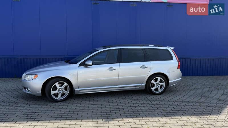 Универсал Volvo V70 2013 в Нововолынске фото 2 Универсал Volvo V70 2013 в Нововолынске
