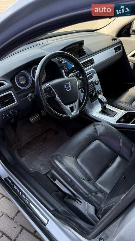 Универсал Volvo V70 2013 в Нововолынске фото 24 Универсал Volvo V70 2013 в Нововолынске