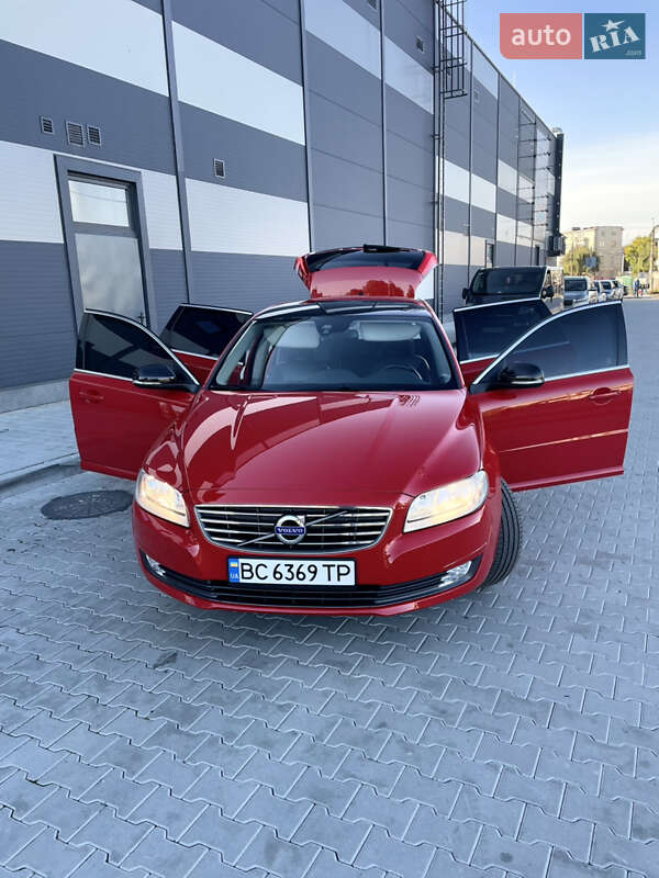 Volvo V70 2014