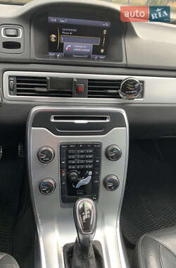 Универсал Volvo V70 2012 в 