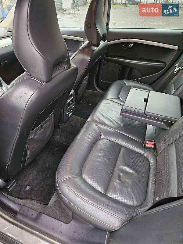 Универсал Volvo V70 2008 в Луцке