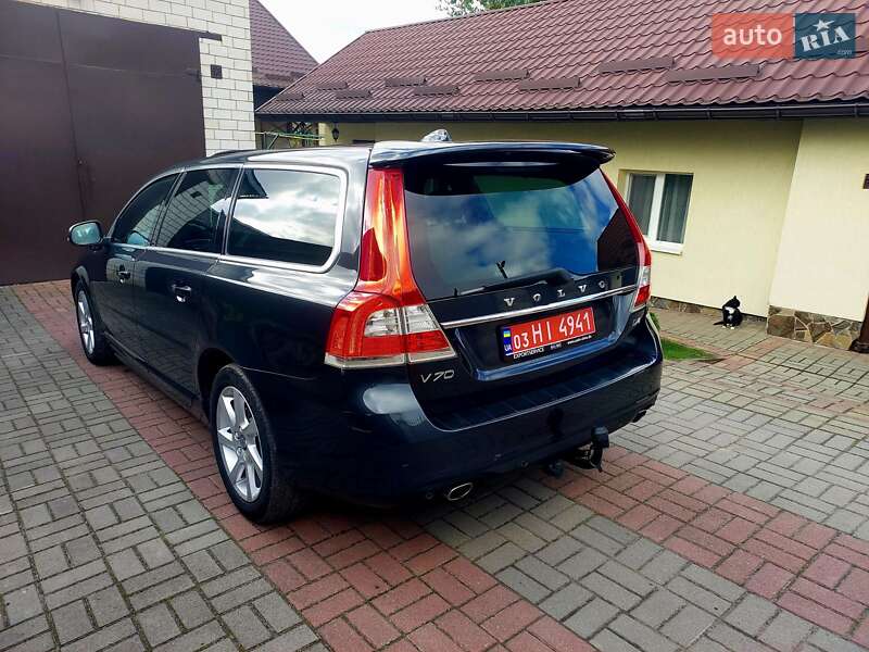 Універсал Volvo V70 2015 в Бродах