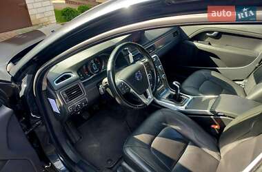 Универсал Volvo V70 2015 в 